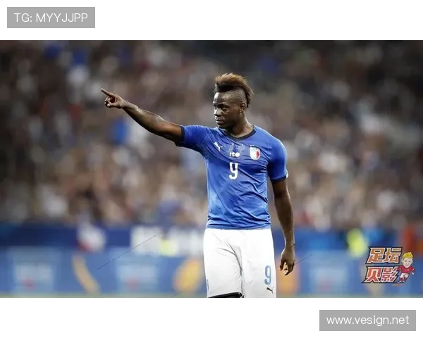 官方确认巴洛特利加盟迪拜协作