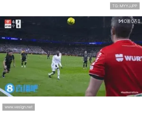 居莱尔惊天吊射斩获三月最佳 居莱尔惊天吊射斩获三月最佳